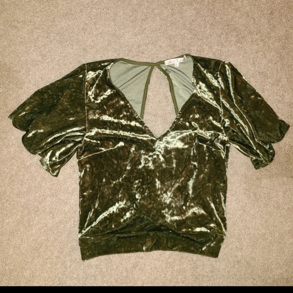 Bundled short sleeve dress shirts